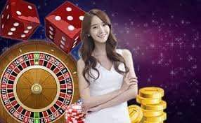 Pengguna sedang mengakses rogtogel di ponsel sambil menikmati pengalaman sepak bola digital